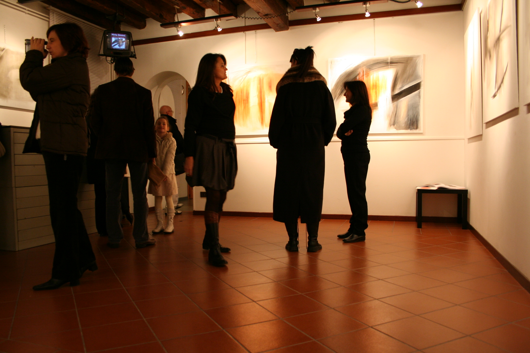 happy-gallery-2-3